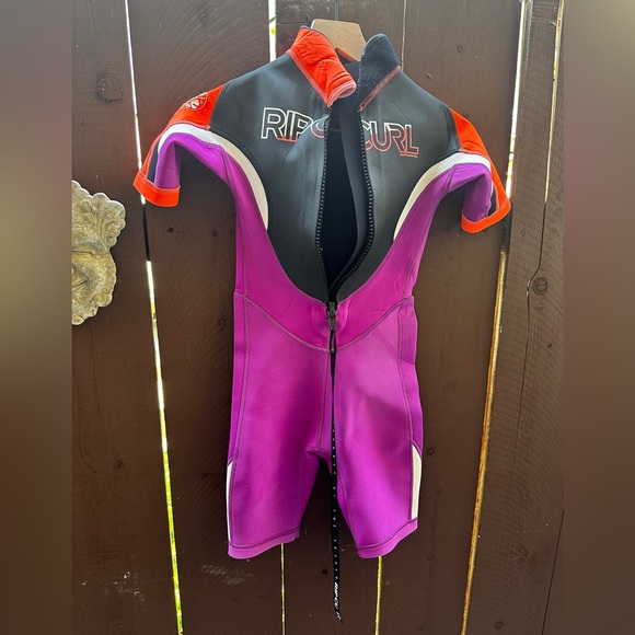 Ripcurl wetsuit size Junior 12 - Picture 10 of 11